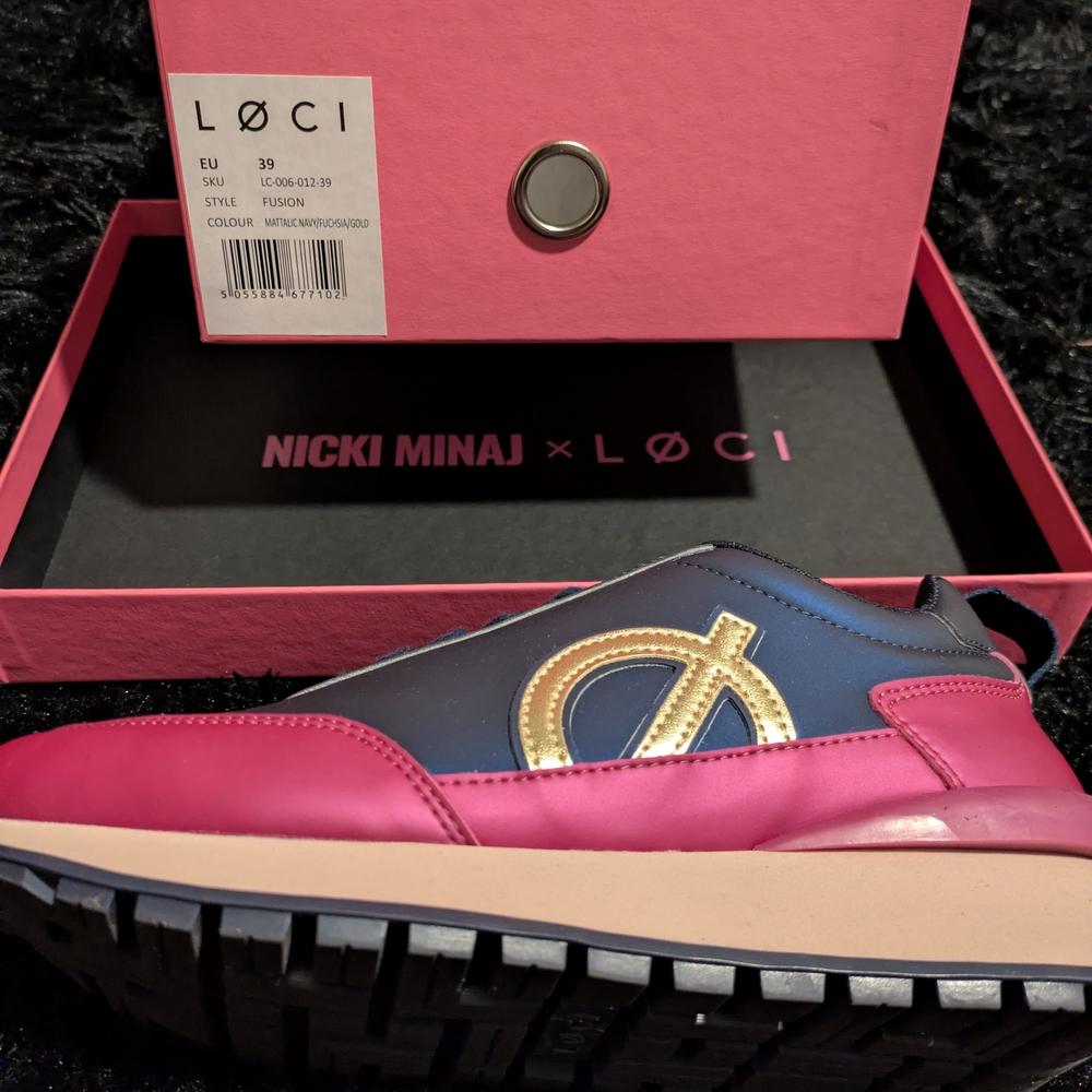LØCI Pink and Navy Sneakers with Gold Accents